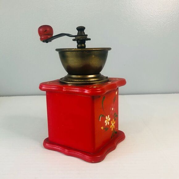 vintage hand painted grinder red with flowers folkart decor kitchen grandma - Picture 5 of 14